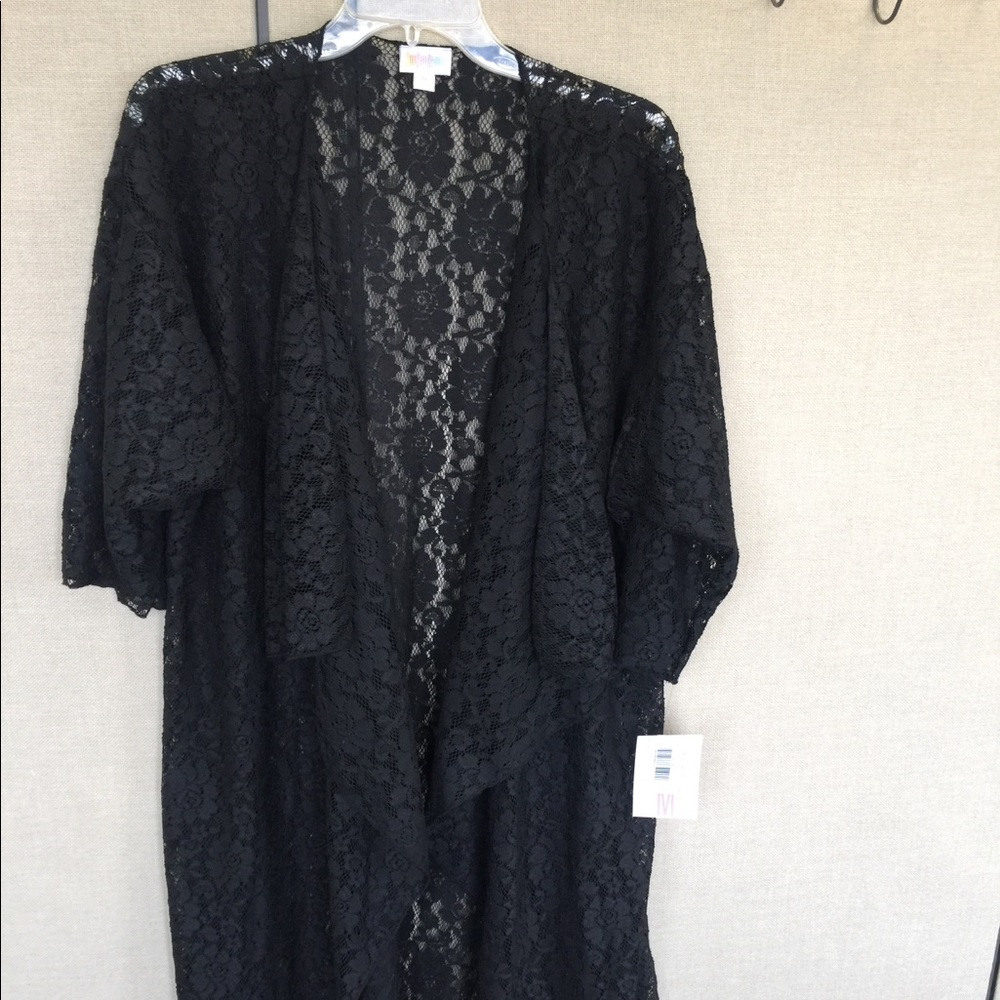 LLR black lace Shirley